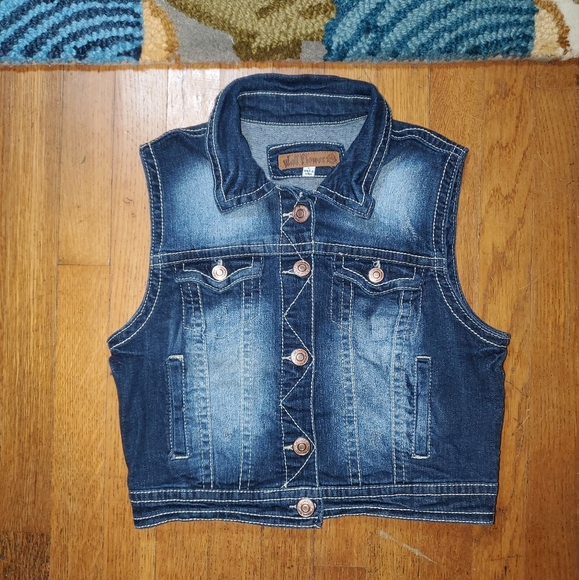 Wallflower Blue Denim Vest with Copper Buttons - Picture 4 of 11